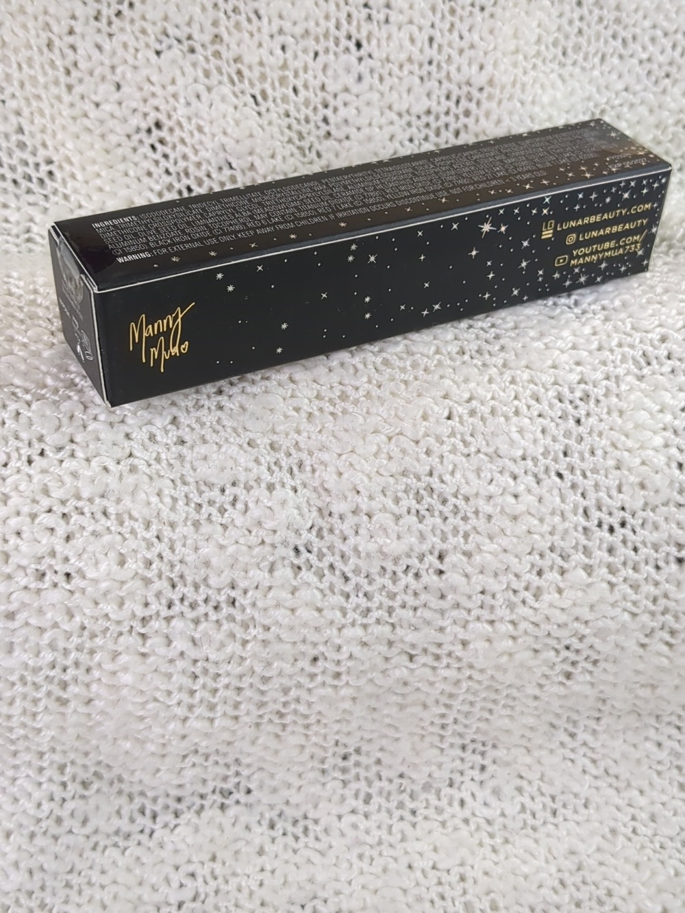Lunar Beauty Moon Prism Liquid Blush in Fuego Fuchsia, 6.5g/0.23fl oz - Picture 5 of 9